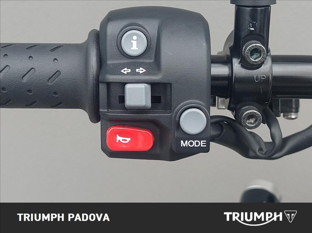 TRIUMPH Street Twin 900 - 2019 - immagine 12