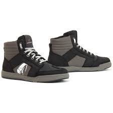 SCARPE DA MOTO FORMA BOOTS GROUND DRY BLACK GREY