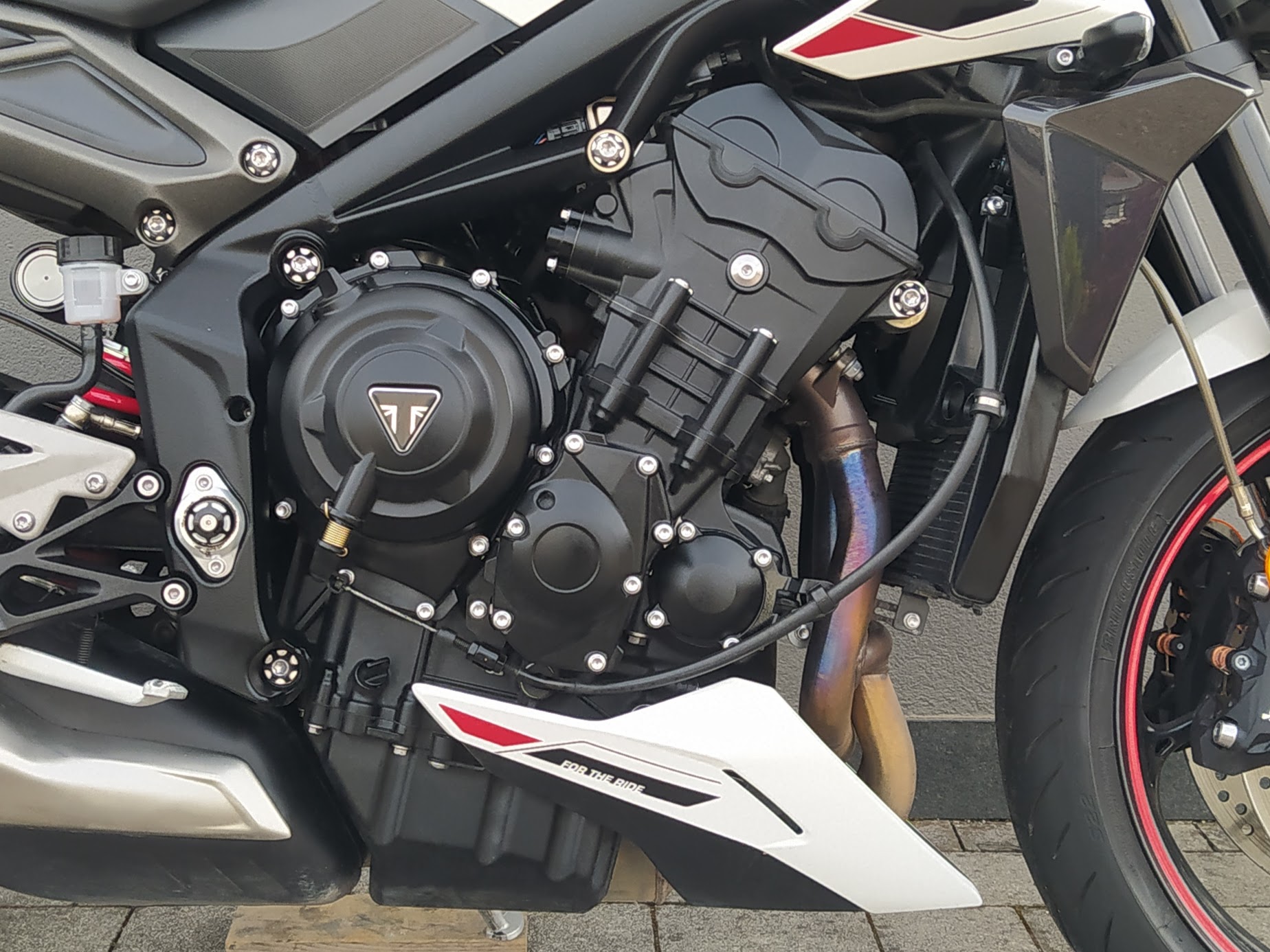 TRIUMPH Street Triple 765 R - 2023 - immagine 3