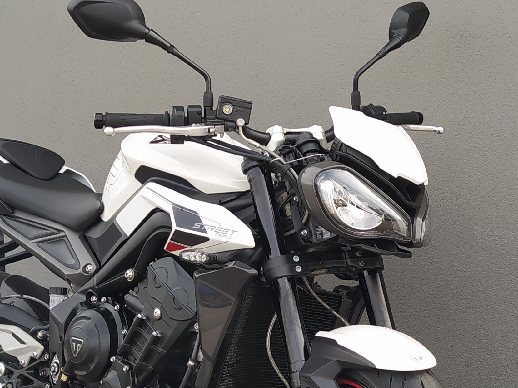 TRIUMPH Street Triple 765 R - 2023 - immagine 5