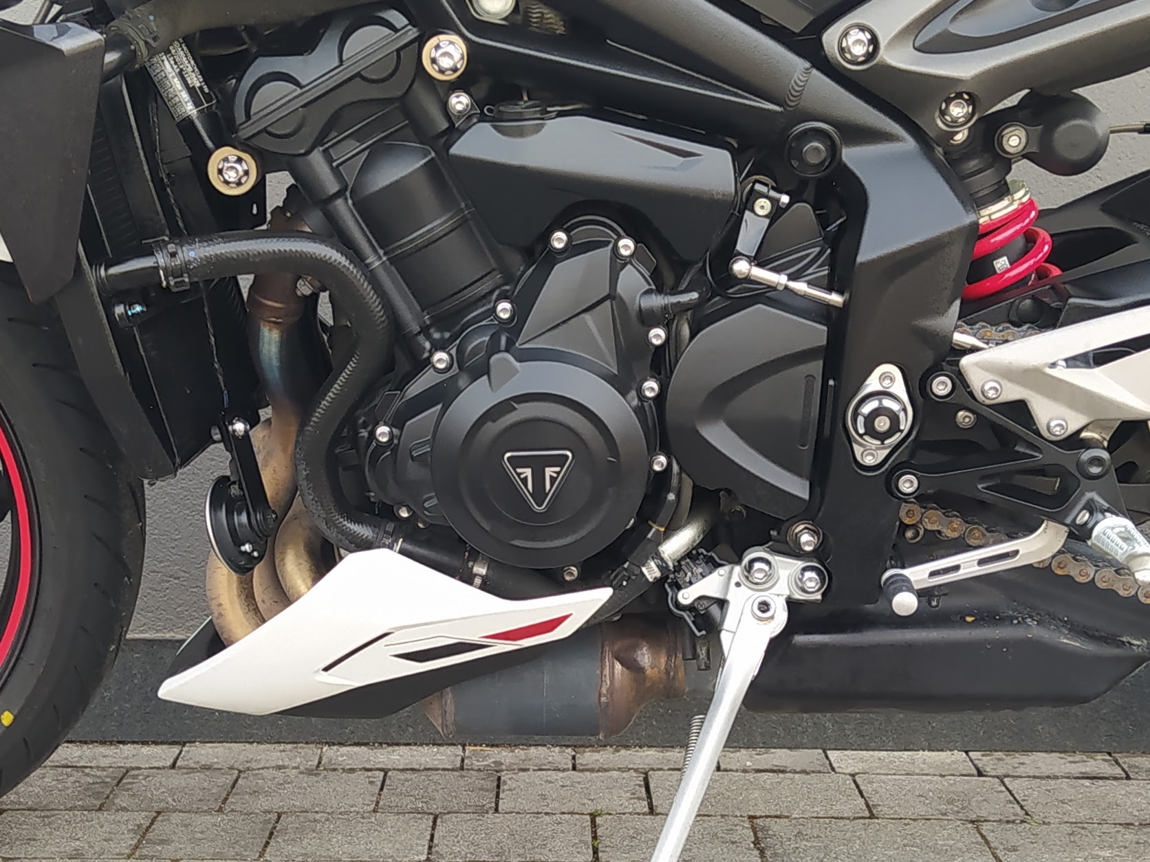 TRIUMPH Street Triple 765 R - 2023 - immagine 8