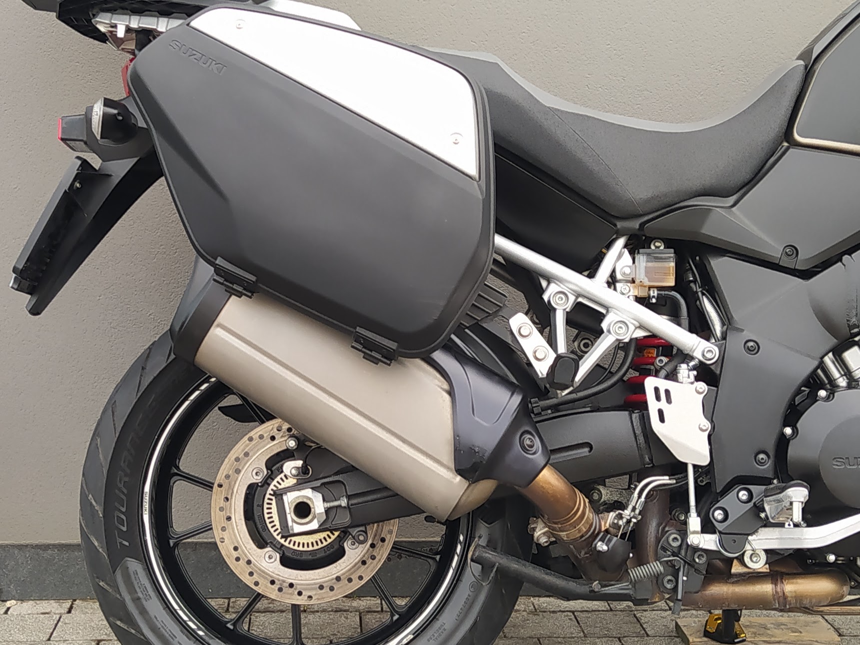SUZUKI V-Strom 1000 DL - 2015 - immagine 2