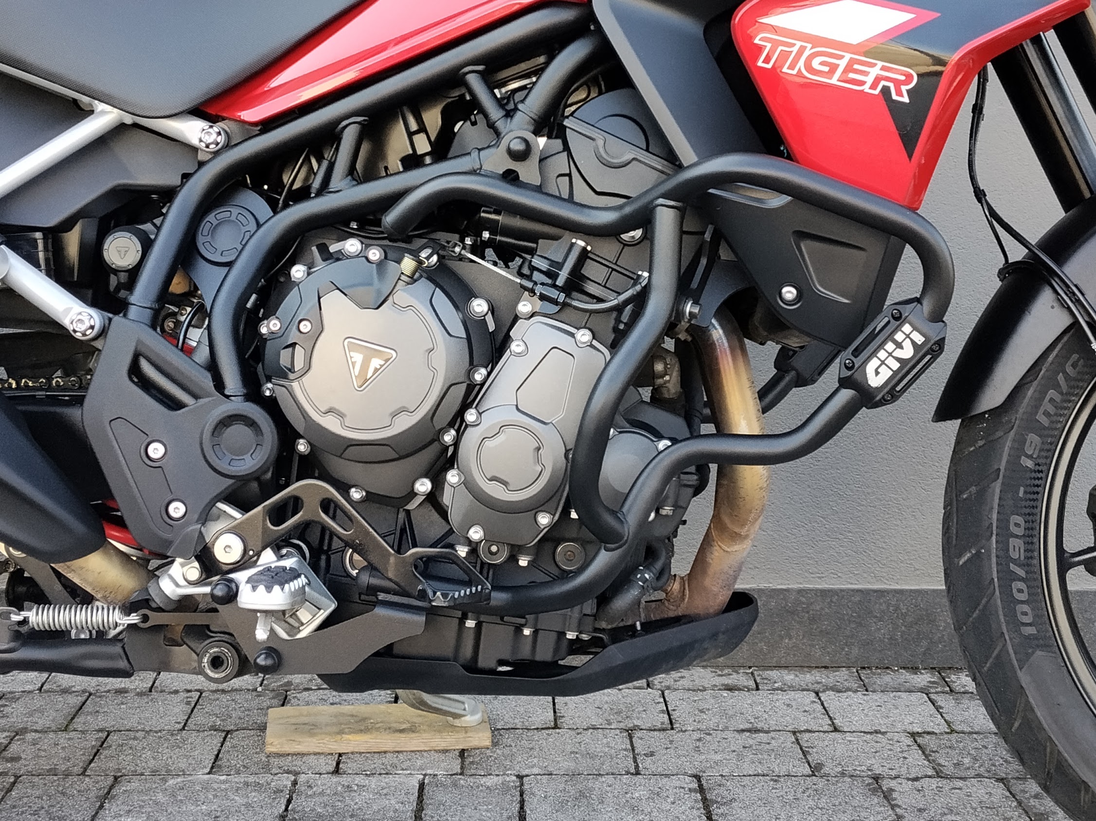 TRIUMPH Tiger 900 GT Pro Abs - 2021 - immagine 3