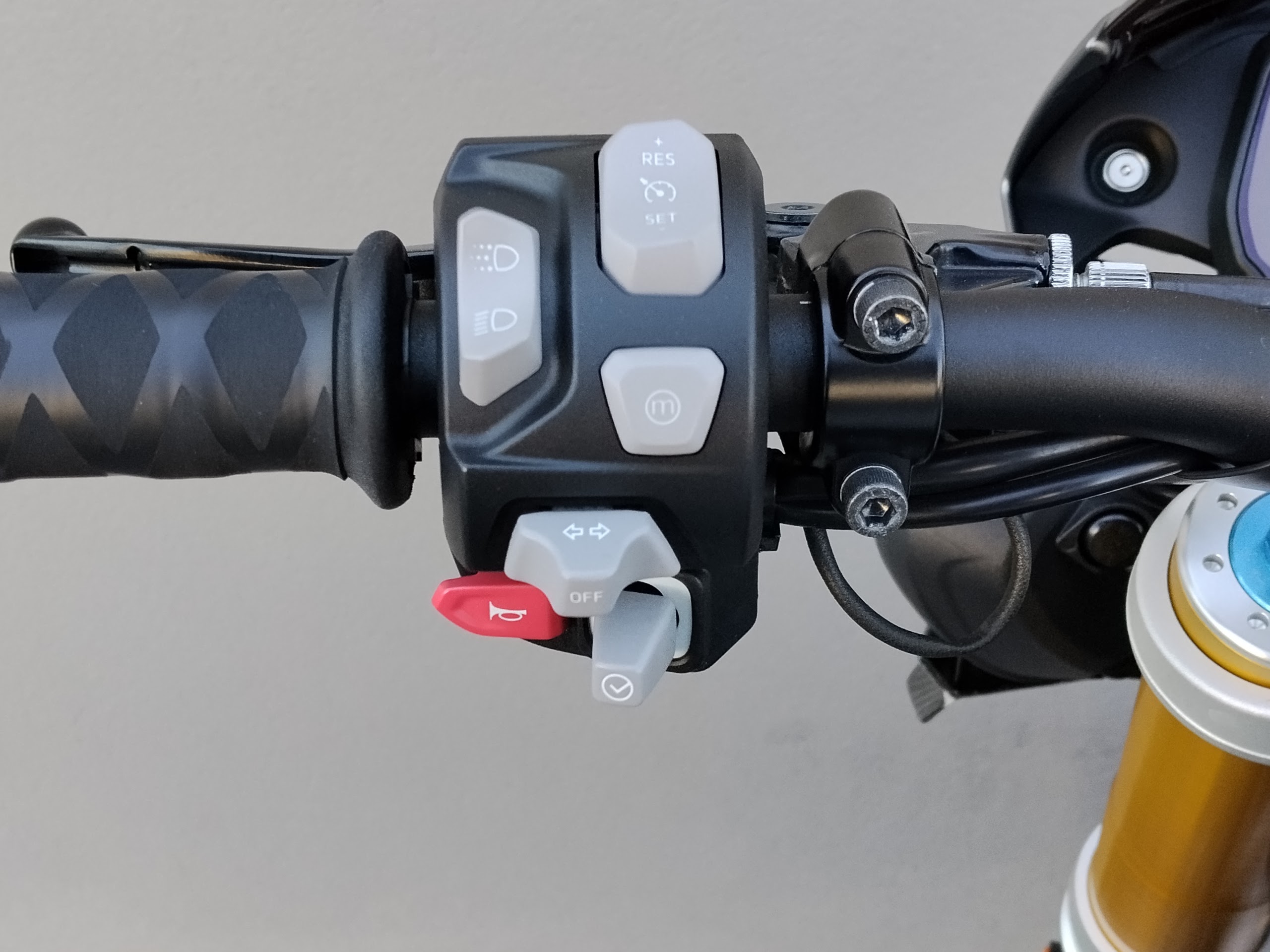 TRIUMPH Speed Triple 1200 RS Abs - 2021 - immagine 12