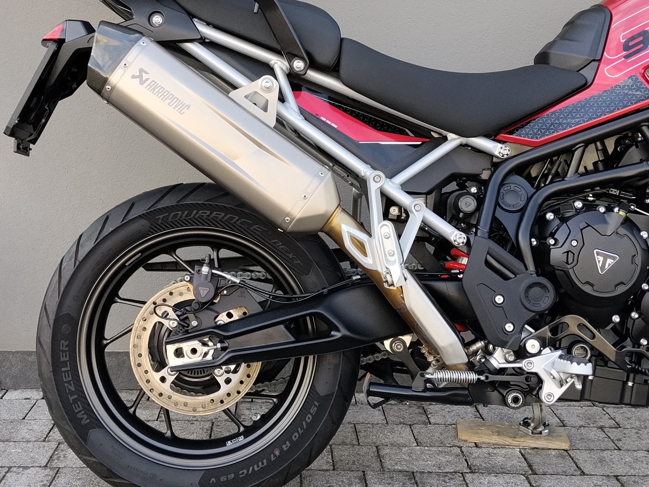 TRIUMPH Tiger 900 GT Pro Abs - 2024 - immagine 2