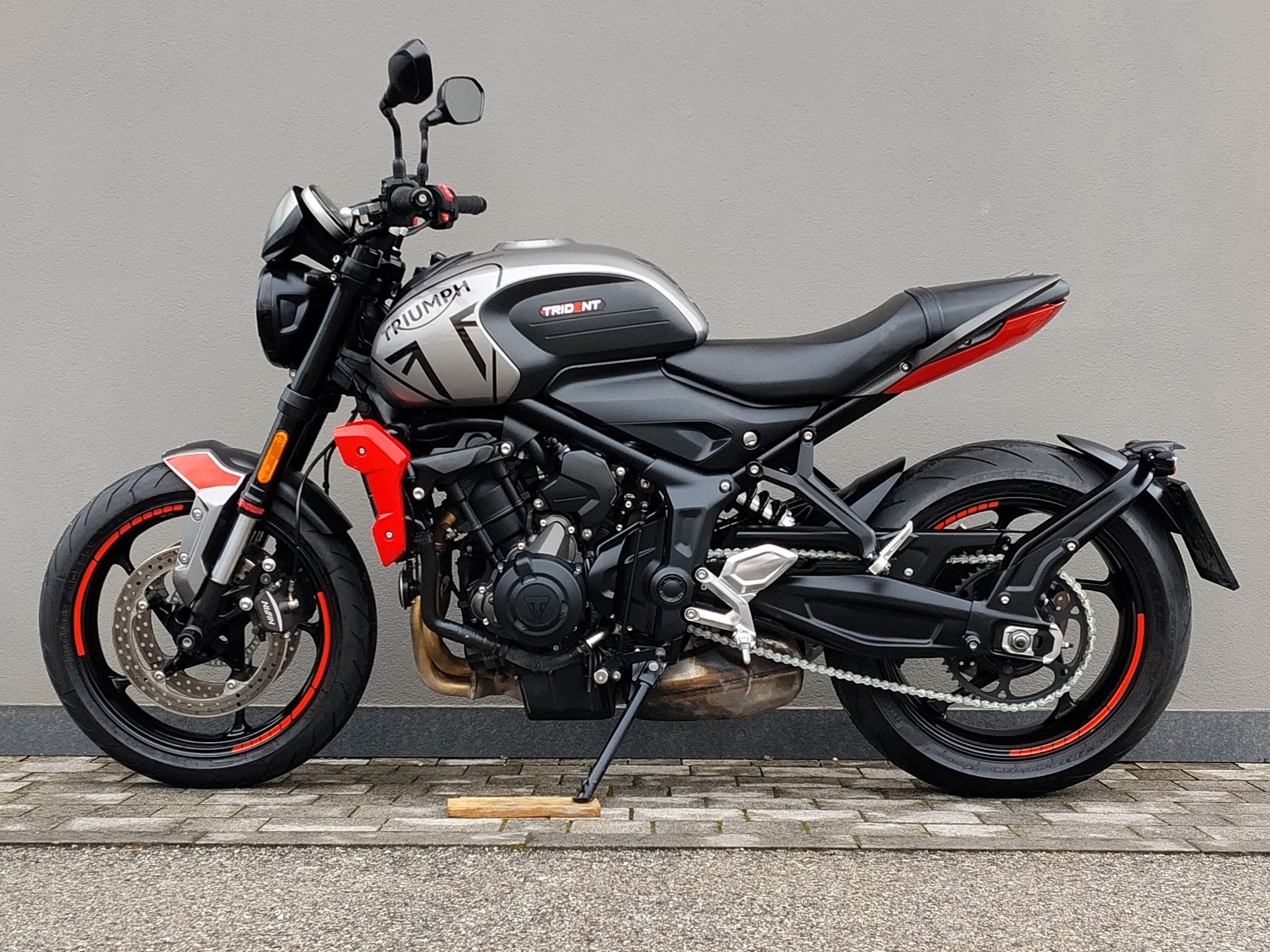 TRIUMPH Trident 660 Abs - 2024 - immagine 6