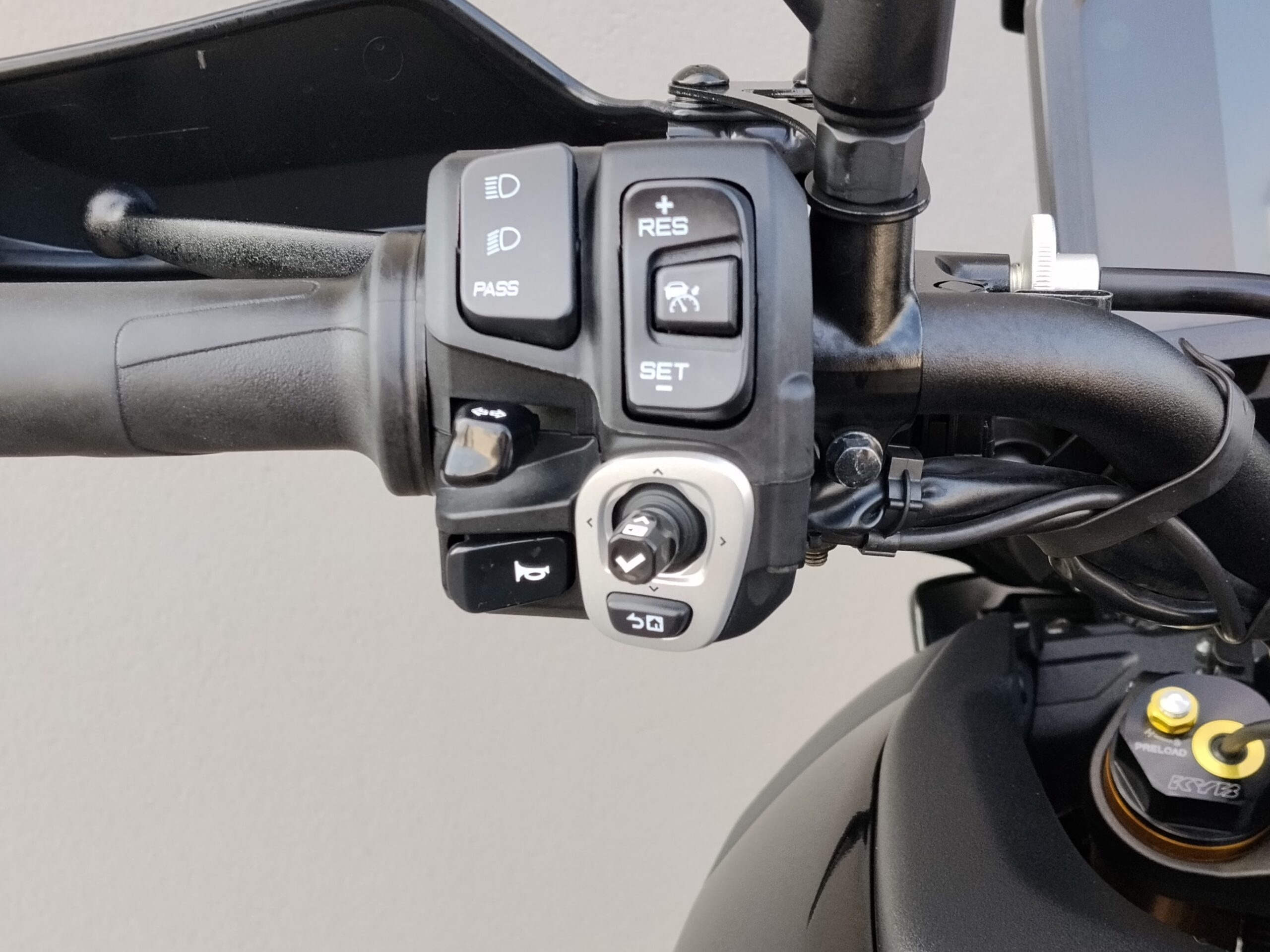 YAMAHA Tracer 9 GT plus Abs - 2024 - immagine 12