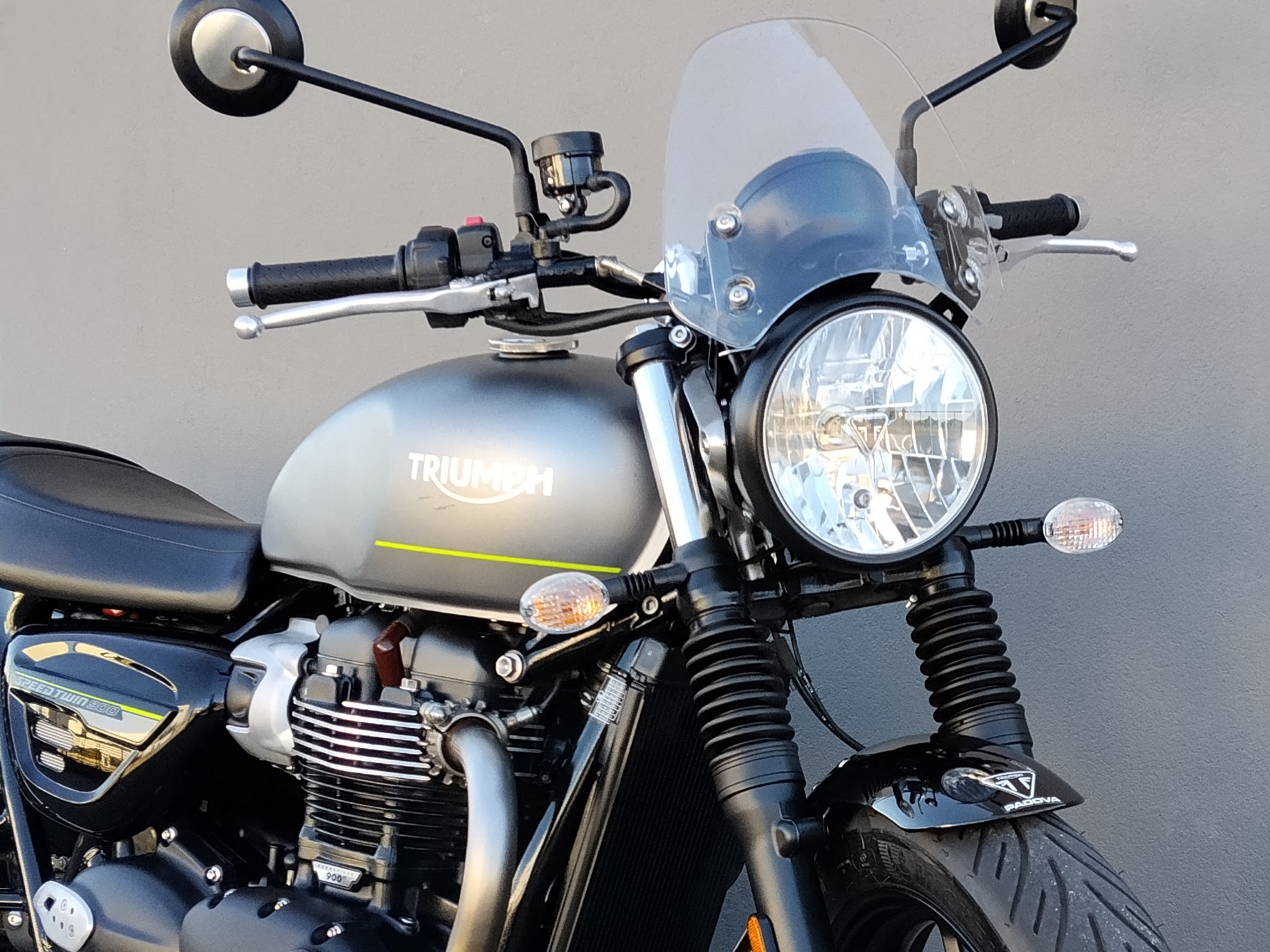 TRIUMPH Speed Twin 900 Abs - 2022 - immagine 5