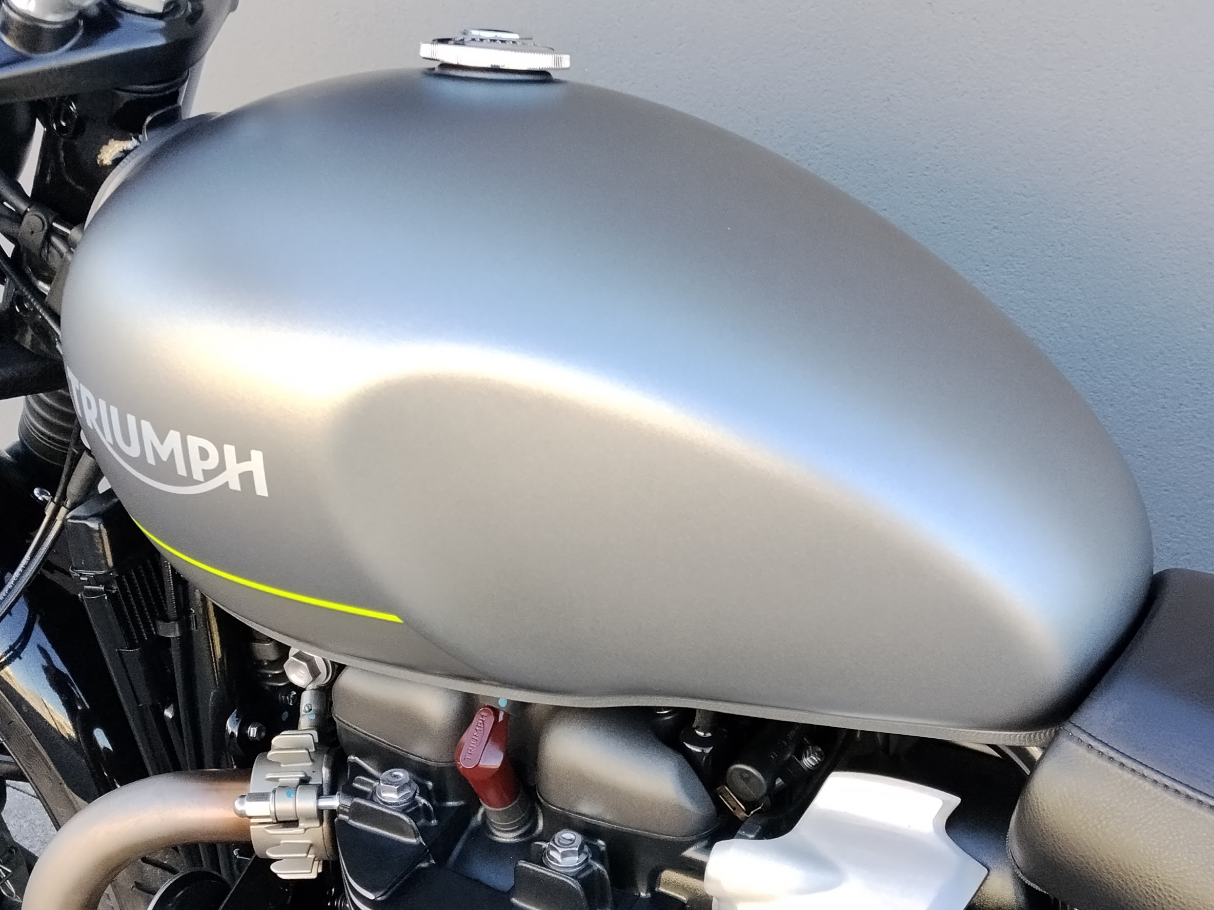 TRIUMPH Speed Twin 900 Abs - 2022 - immagine 9