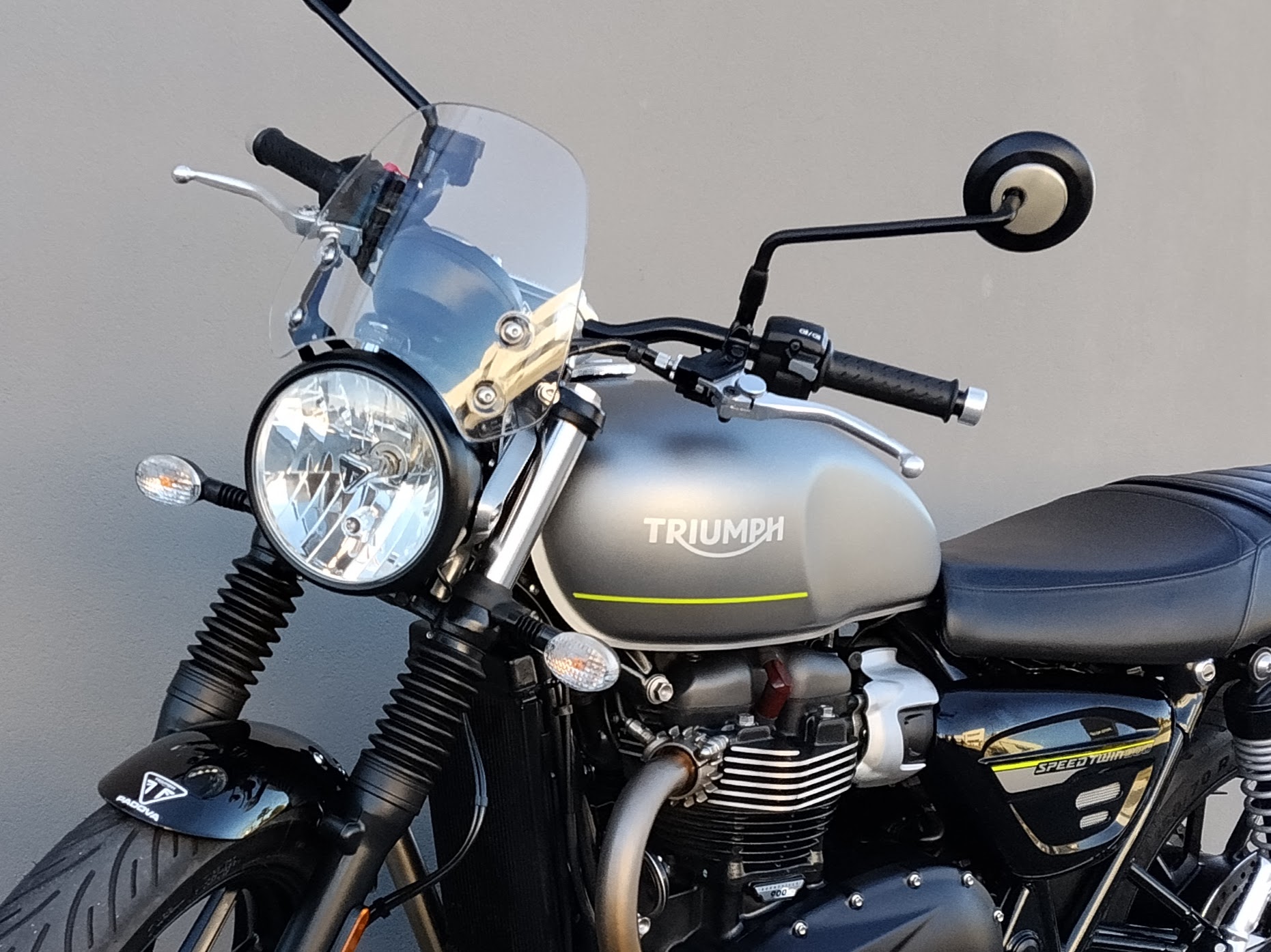 TRIUMPH Speed Twin 900 Abs - 2022 - immagine 10