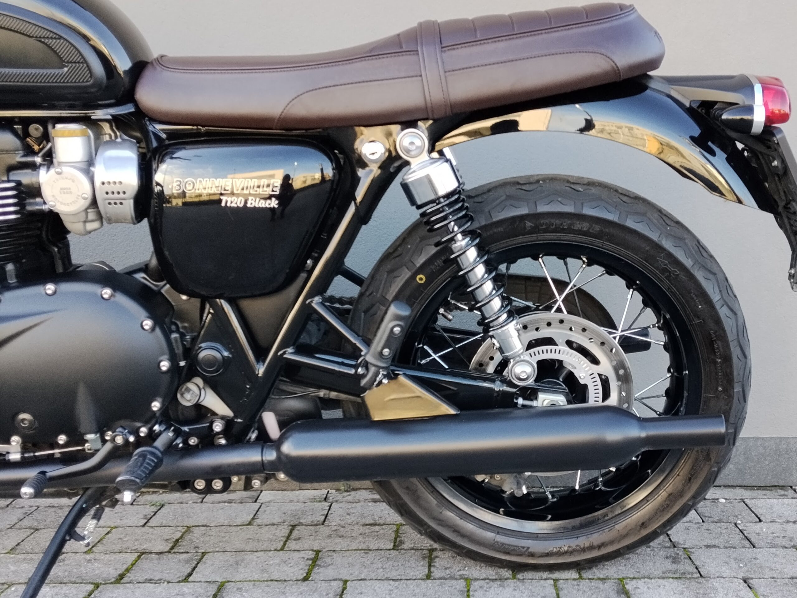 TRIUMPH Bonneville 1200 T120 Black Abs E5+ - 2025 - immagine 7