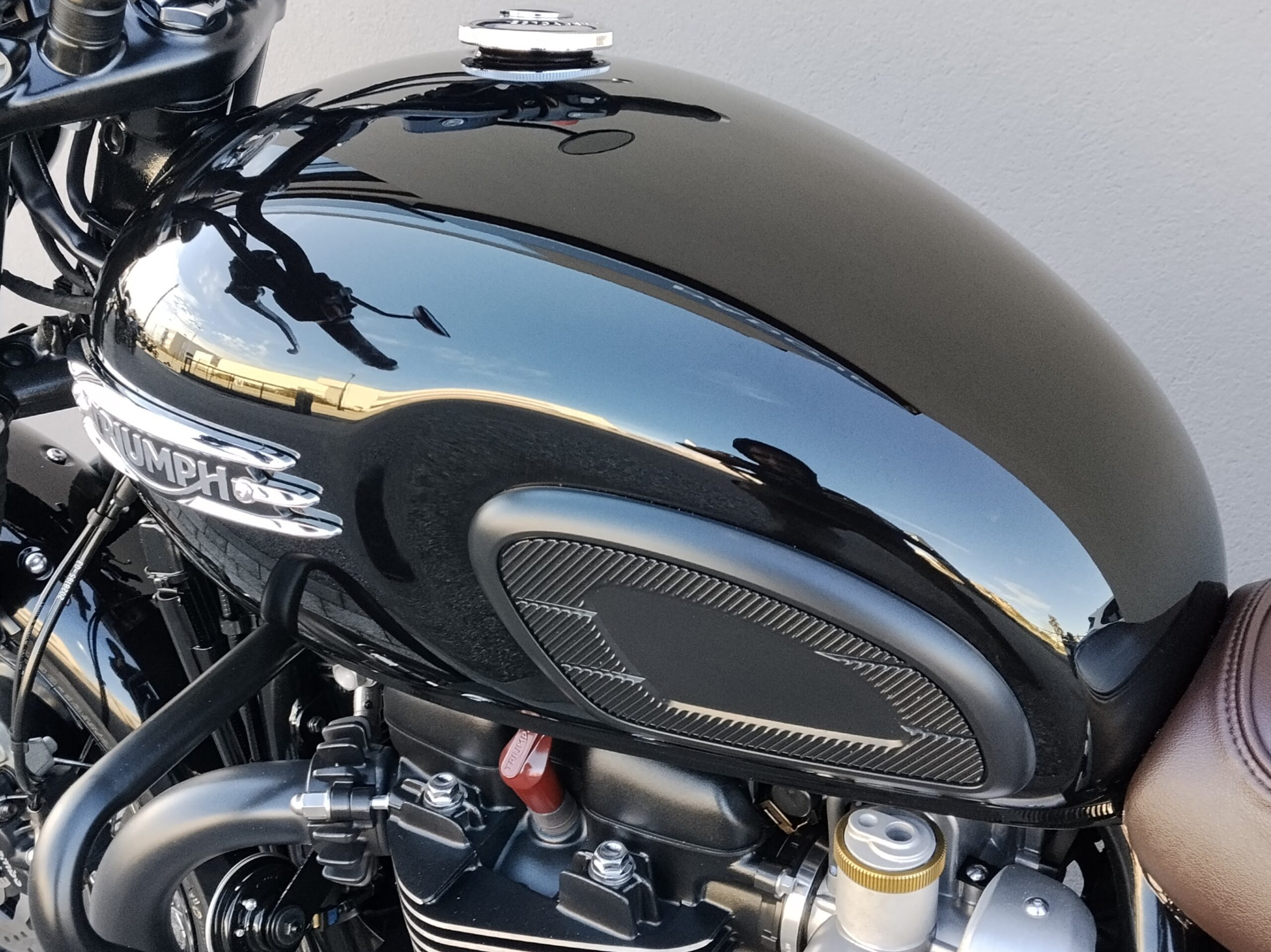 TRIUMPH Bonneville 1200 T120 Black Abs E5+ - 2025 - immagine 9