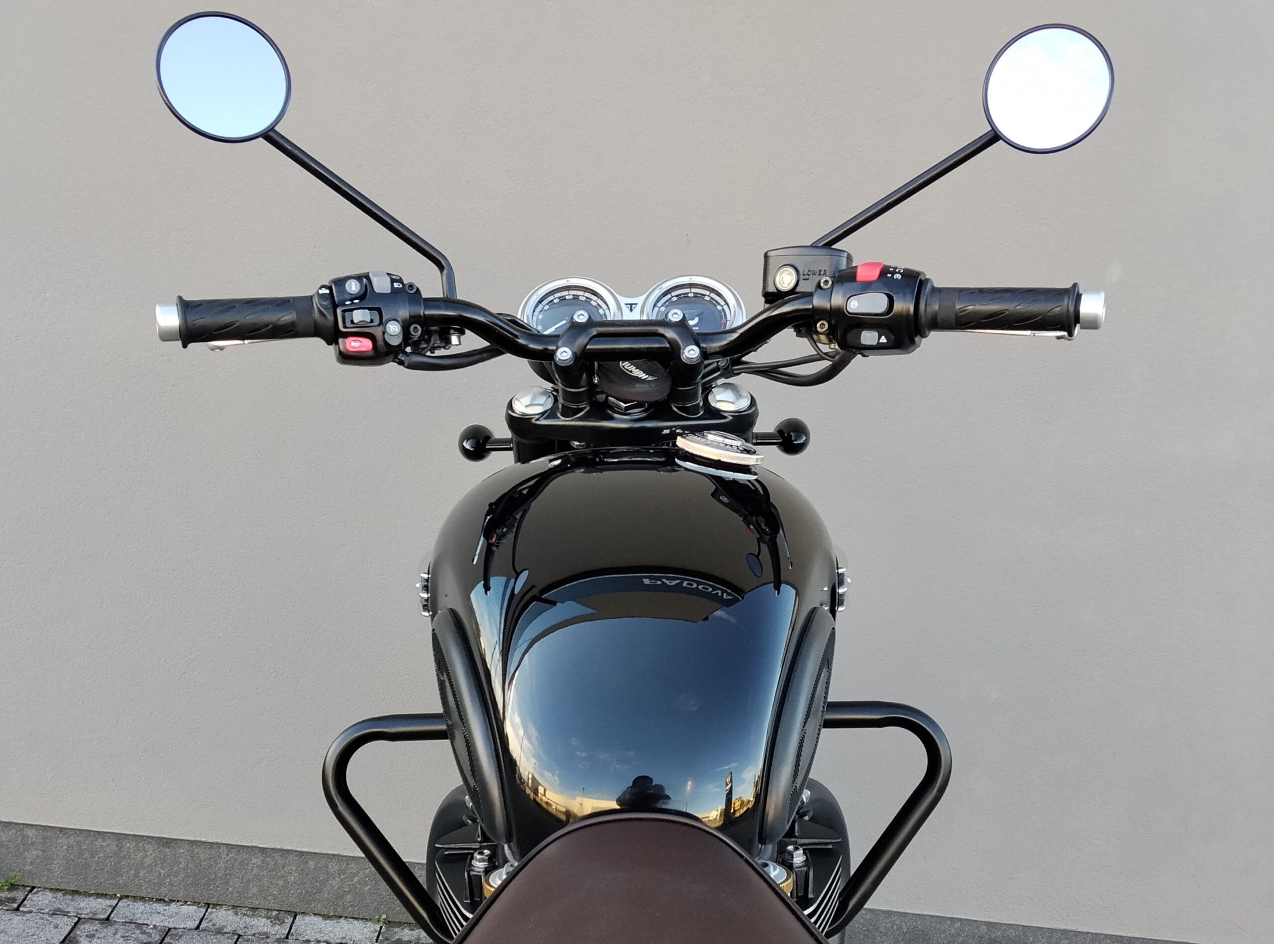 TRIUMPH Bonneville 1200 T120 Black Abs E5+ - 2025 - immagine 11