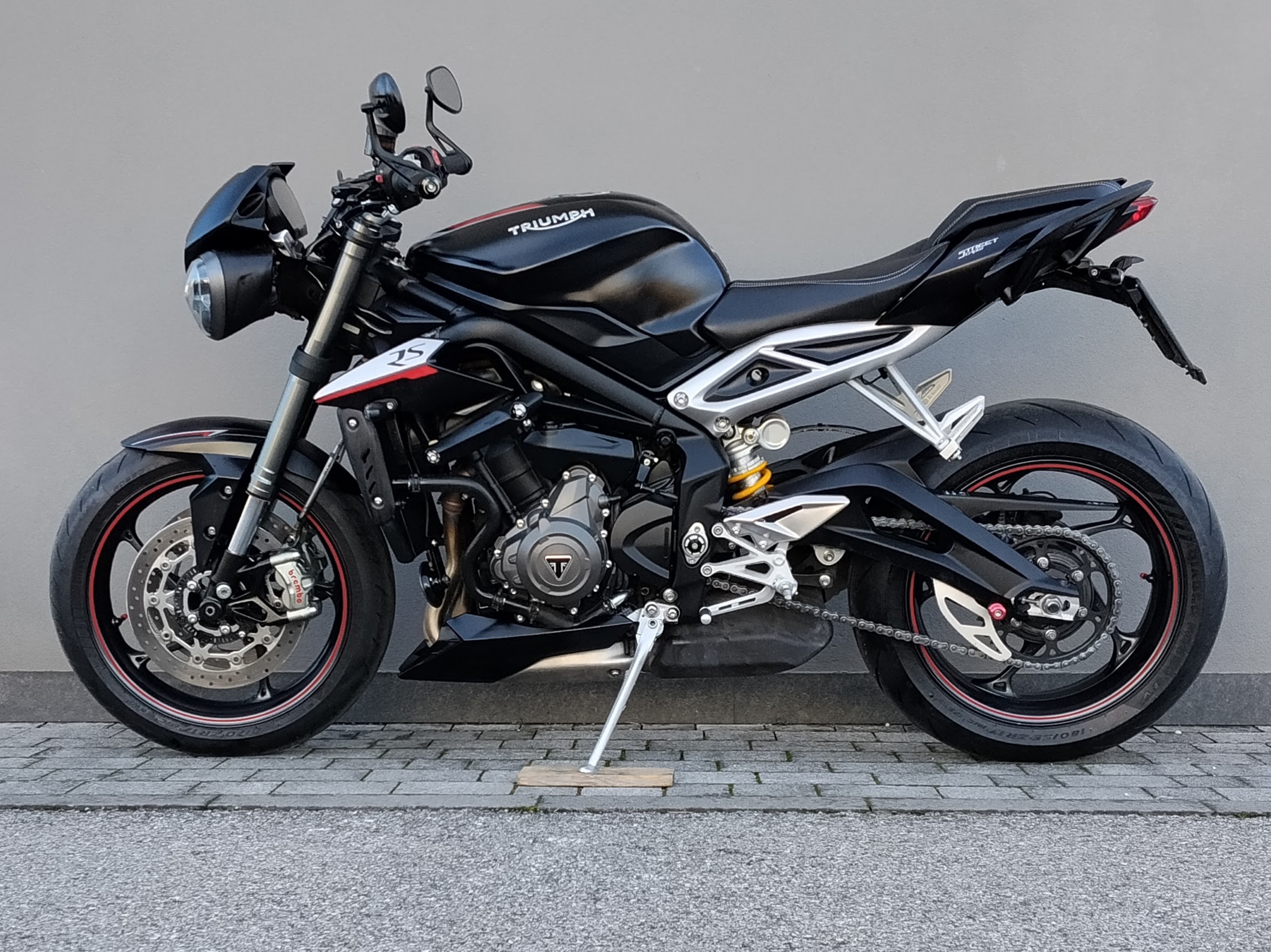 TRIUMPH Street Triple 765 RS - 2019 - immagine 6